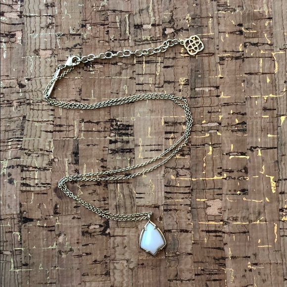 Kendra Scott Jewelry - NWOT Kendra Scott Necklace